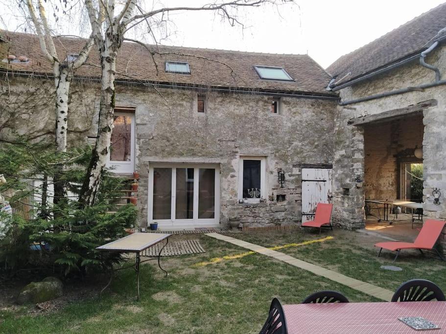 Superbe Appartement Dans Charmant Corps De Ferme Acheres-la-Foret Exterior photo